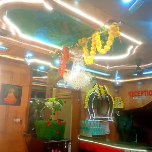 Deepak Lodge Walkable Distance From Ksrtc Busstand Hotel